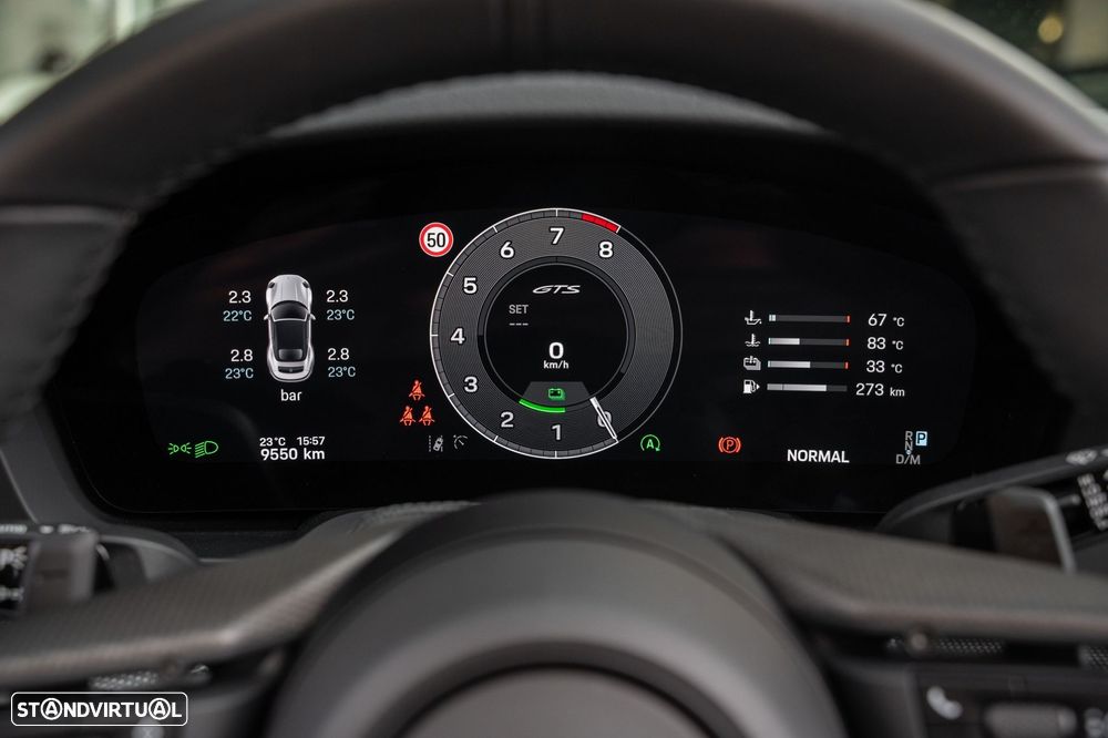 Porsche 911 (992) Carrera 4 GTS - 31