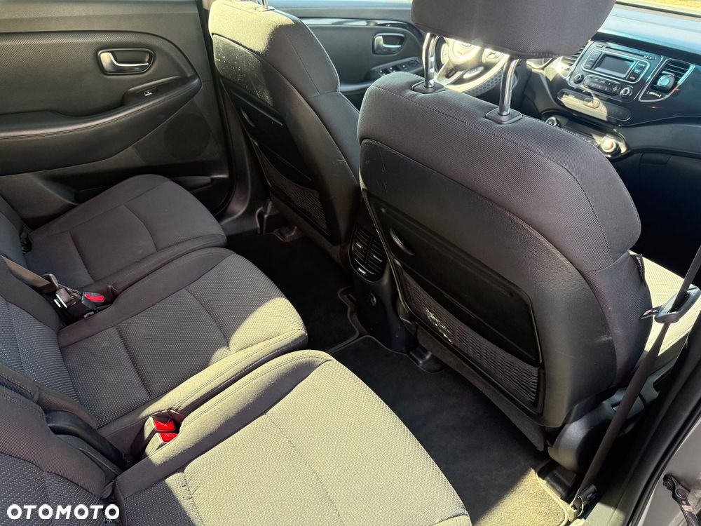 Kia Carens 1.6 GDI L 7os - 15