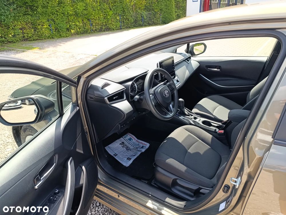 Toyota Corolla 1.8 Hybrid Comfort - 18