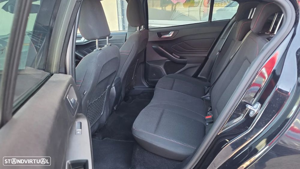 Ford Focus 1.0 EcoBoost MHEV ST-Line - 7