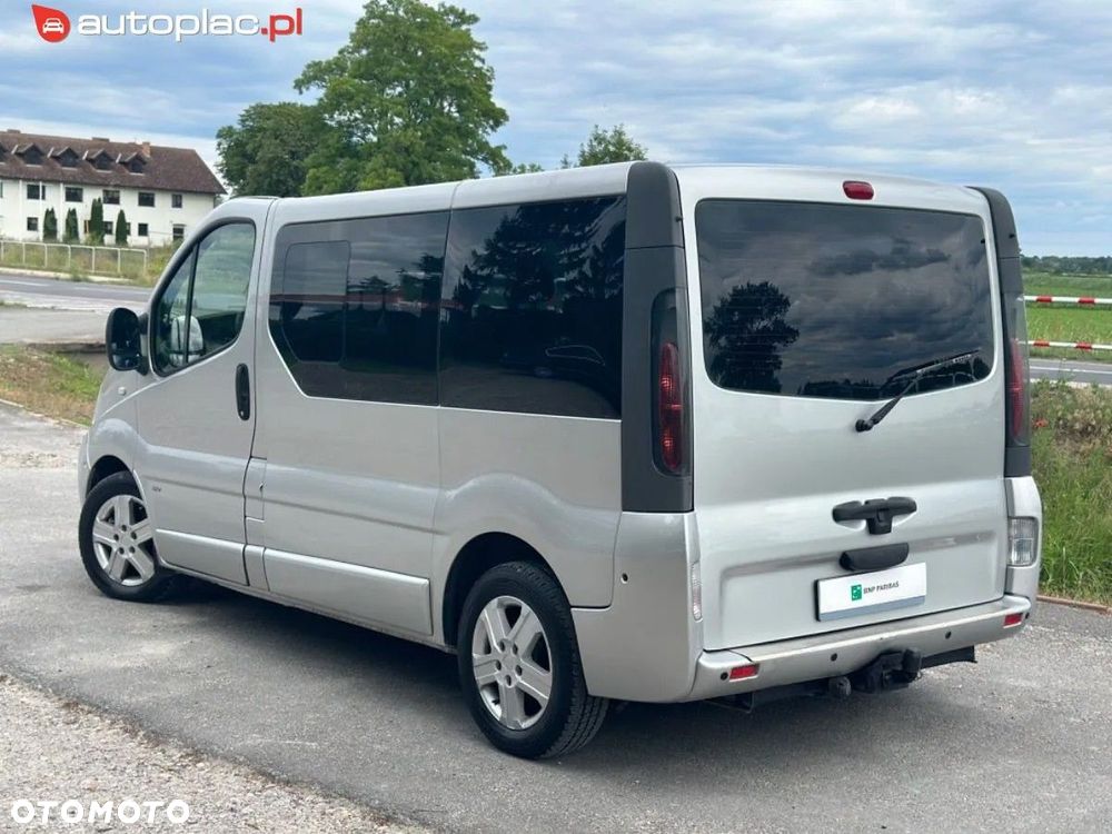 Opel Vivaro 2006
