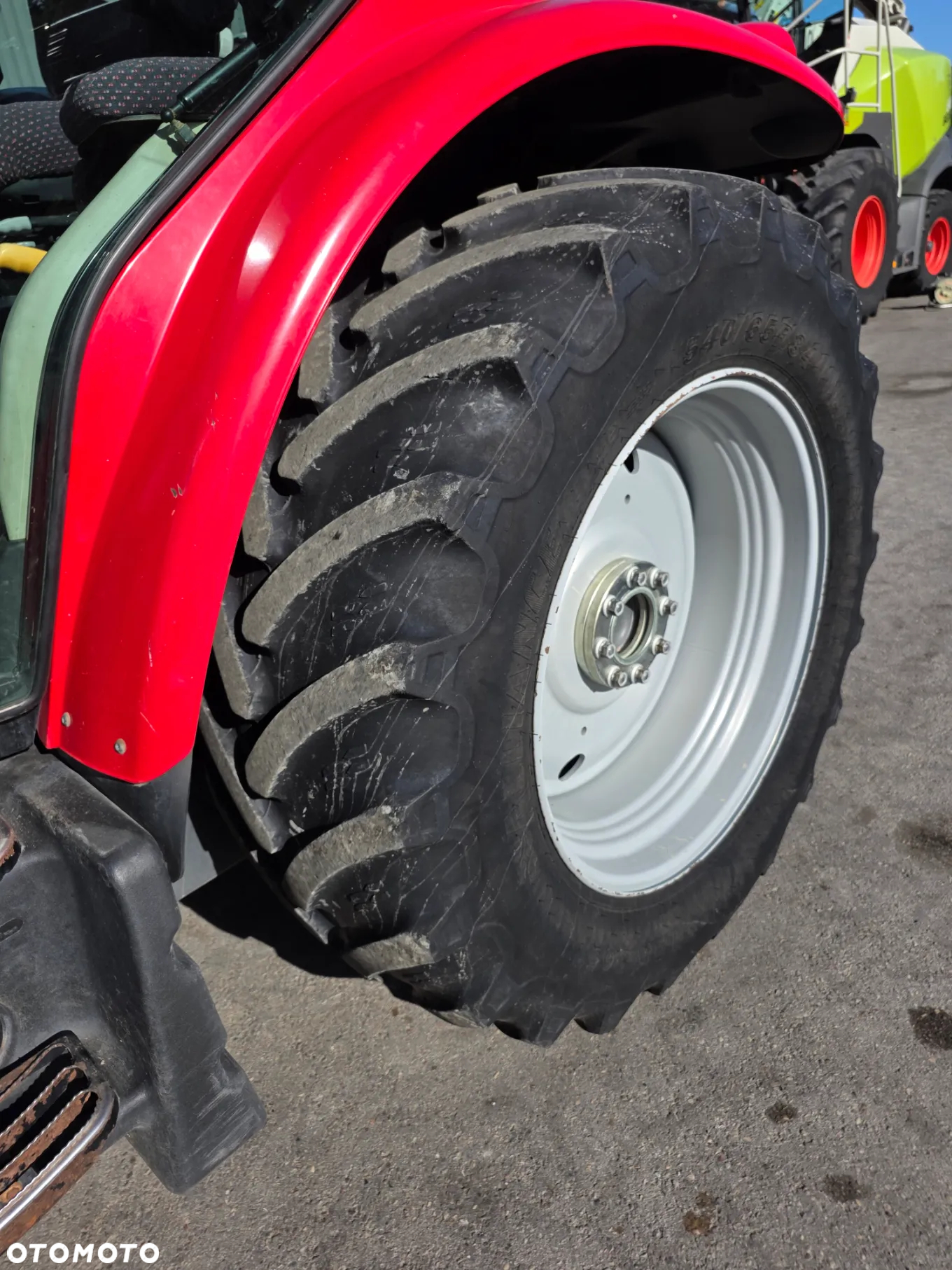 Massey Ferguson 5712 SL Dyna 4 - 16