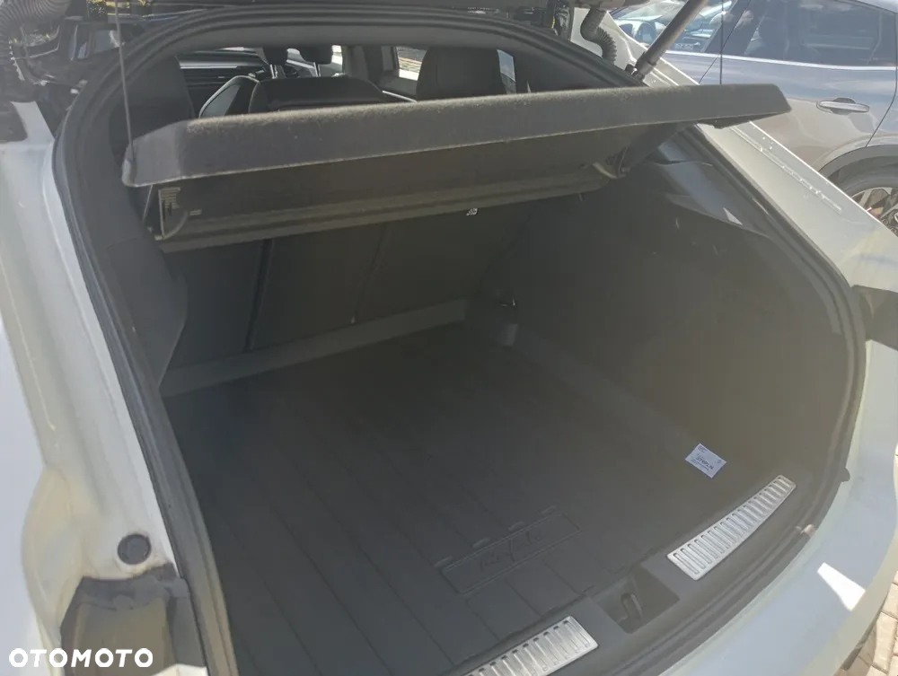 Renault Rafale 1.2 E-Tech Full Hybrid 200 Techno MMT - 11