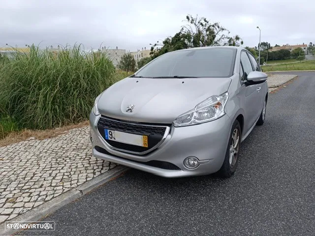 Peugeot 208 1.2 VTi Allure - 3