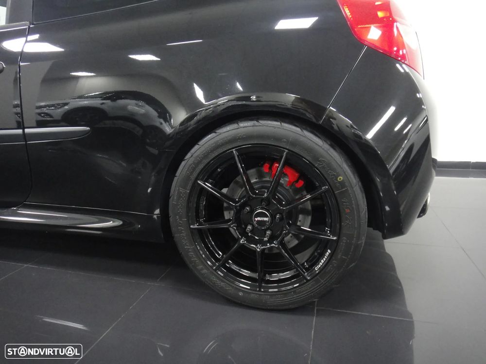 Renault Clio 2.0 16V Sport - 8