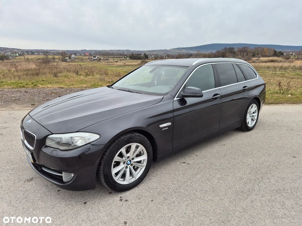 BMW Seria 5 525d xDrive - 3