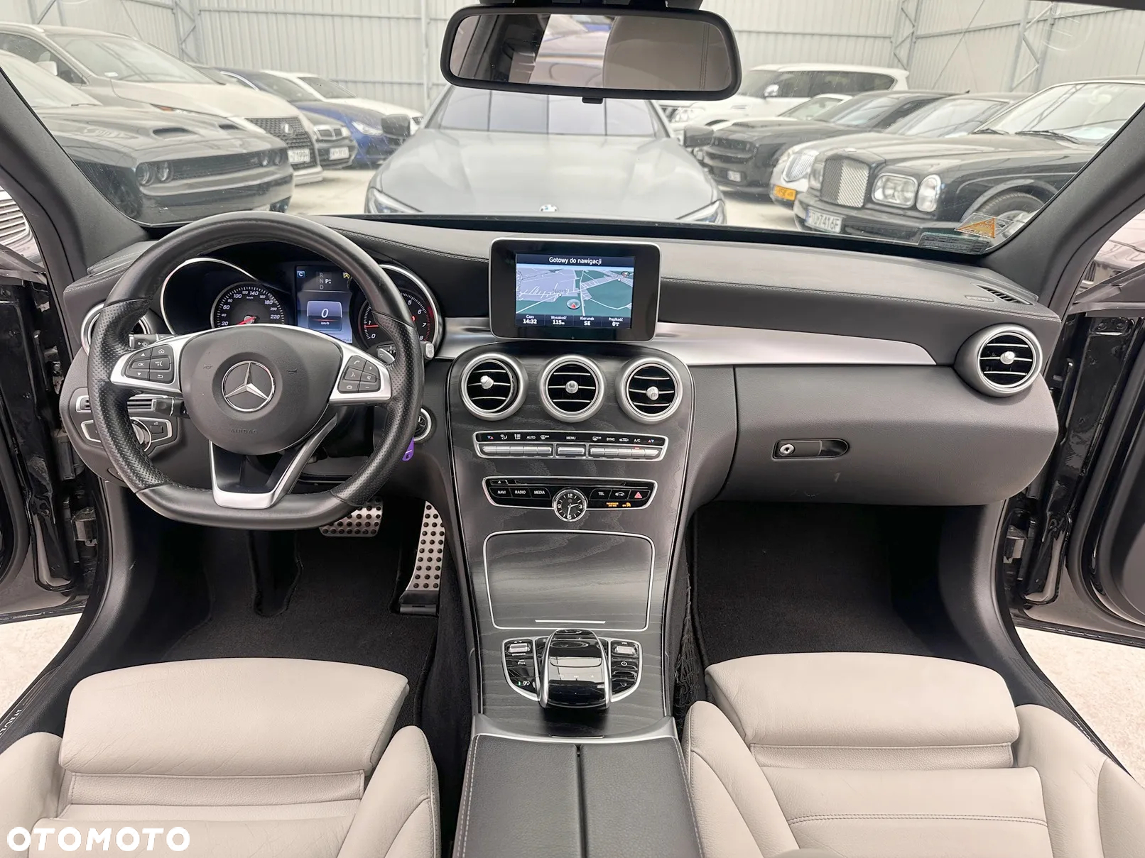 Mercedes-Benz Klasa C 200 4-Matic 9G-TRONIC - 6