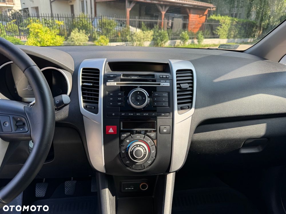 Kia Venga 1.4 L - 15