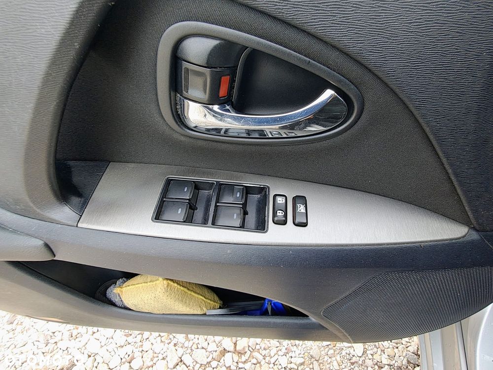 Toyota Avensis - 19