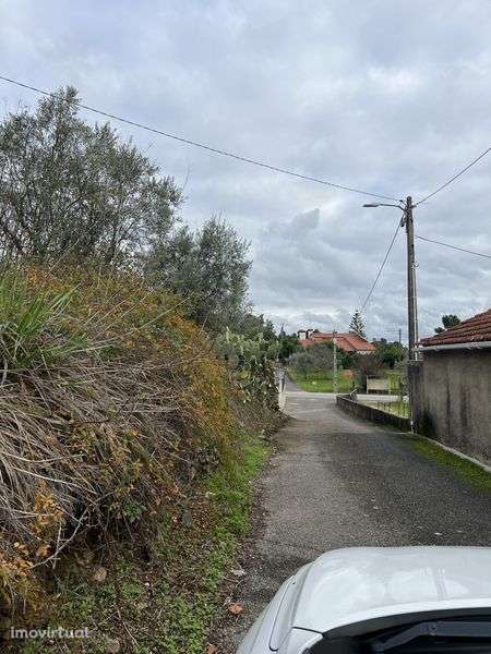 Casa com terreno no Sardoal – Excelente oportunidade - Grande imagem: 3/12