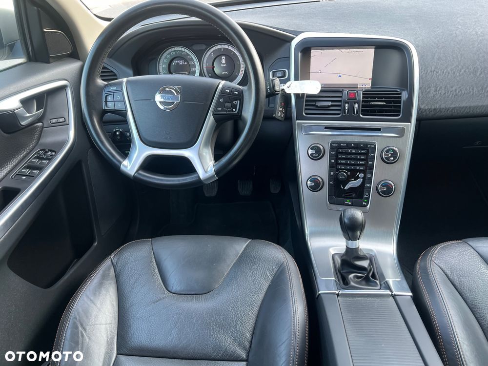 Volvo XC 60 D5 AWD Ocean Race - 19
