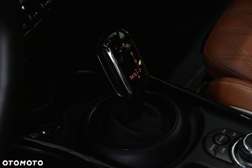 MINI Clubman - 18