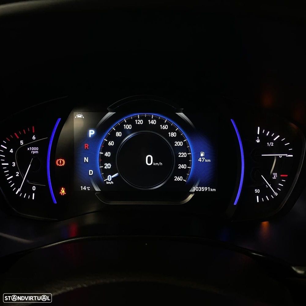 Hyundai Santa Fe 2.2 CRDi Premium - 22