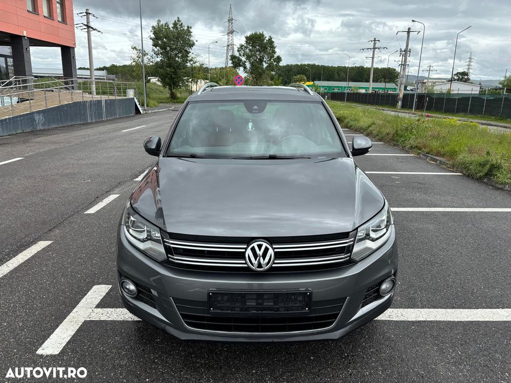 Volkswagen Tiguan 2.0 TDI DPF 4Motion BlueMotion Technology Sport & Style - 2