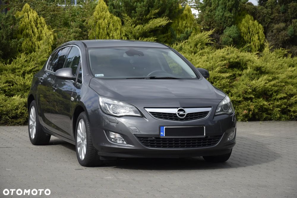 Opel Astra 1.6 Enjoy EU6 - 23