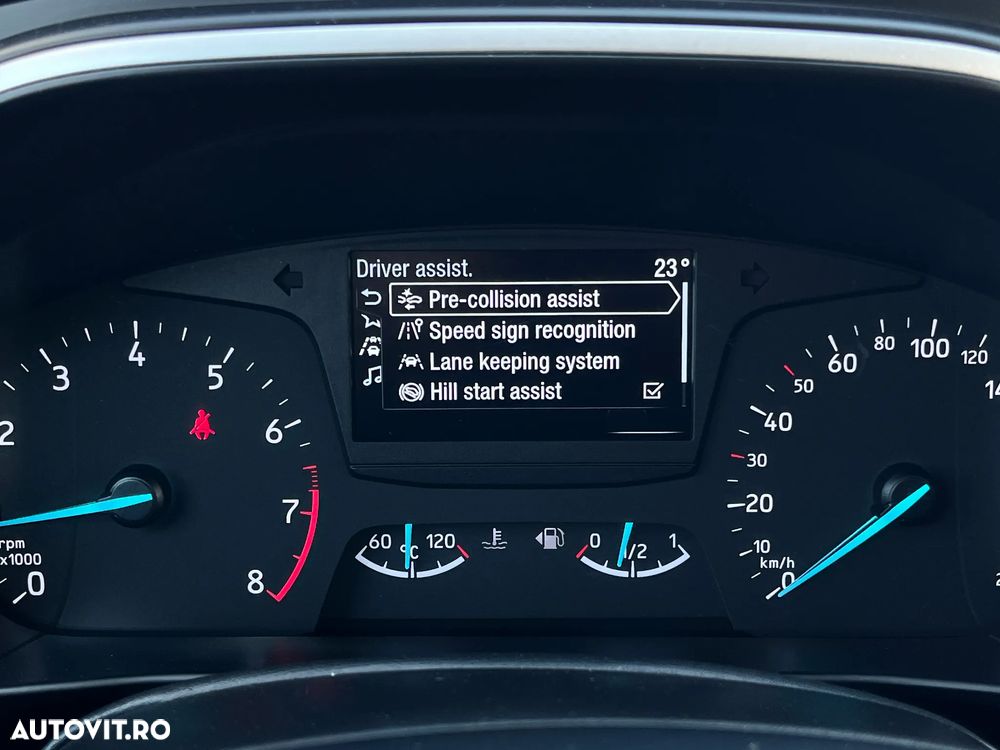Ford Focus - 23