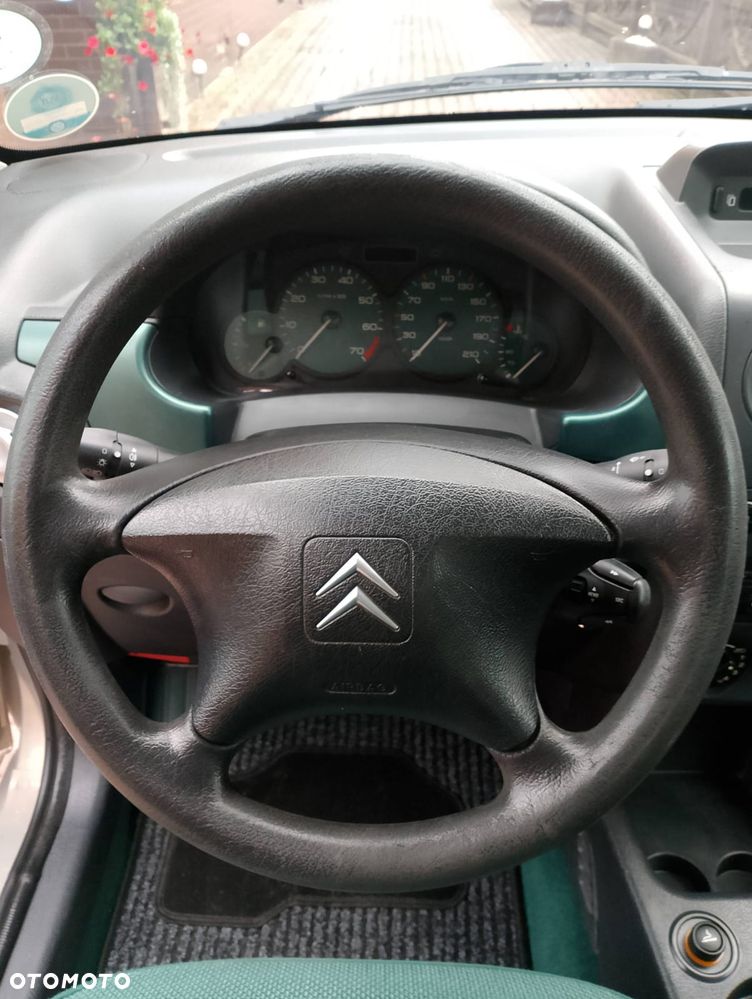 Citroën Berlingo 1.6i Pakiet Plus - 13