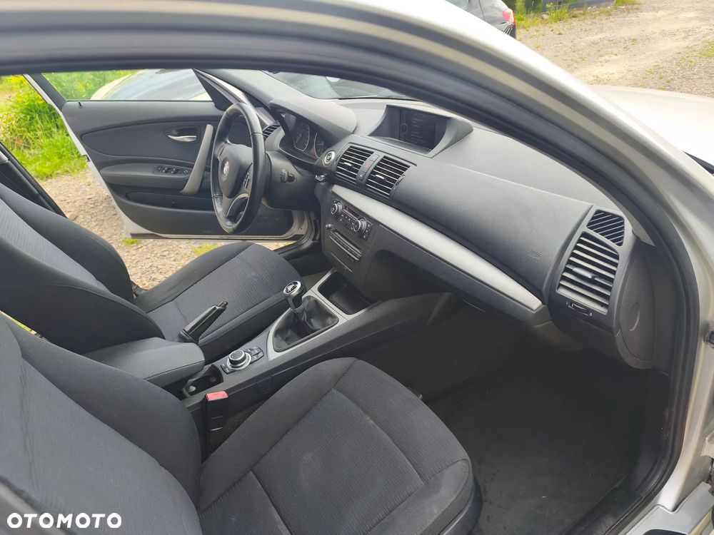BMW Seria 1 - 17
