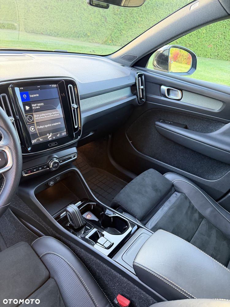 Volvo XC 40 D3 R-Design - 11