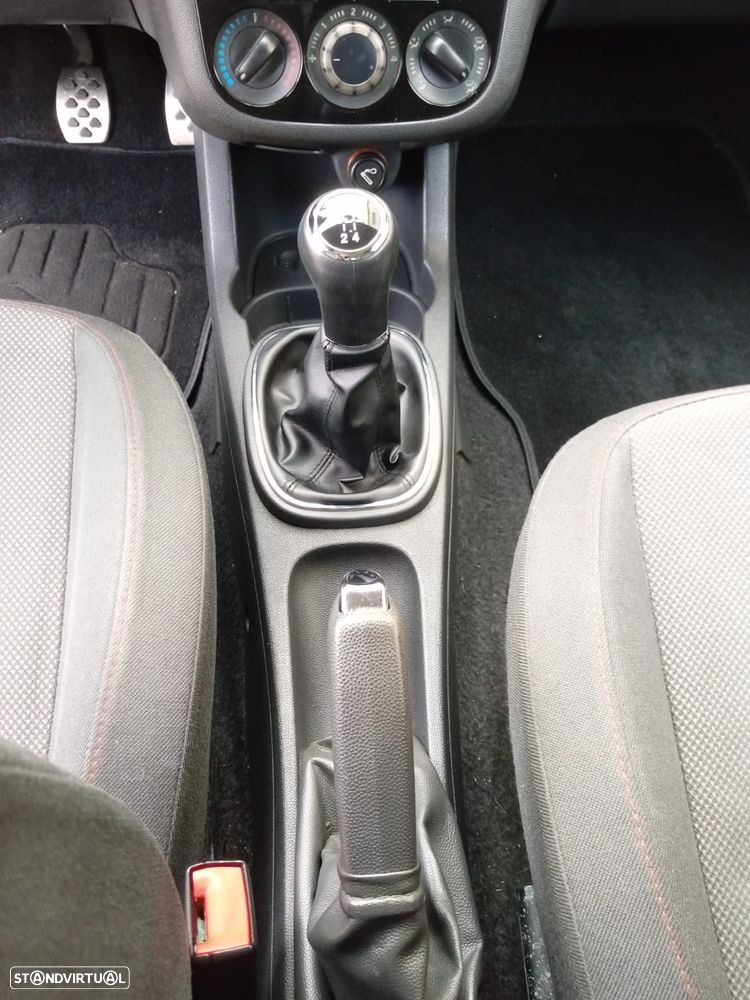 Opel Corsa 1.2 Black Edition - 8
