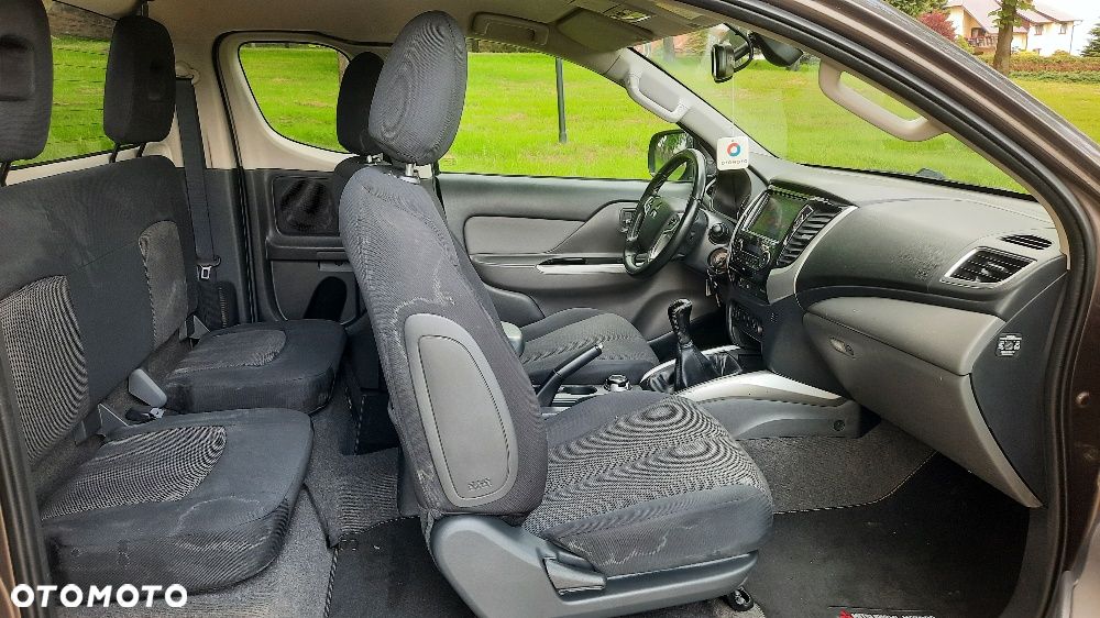 Mitsubishi L200 2.4 d DC Intense Plus EU6 - 15