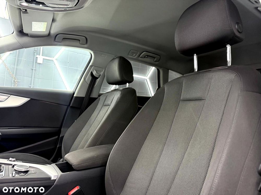 Audi A4 Avant 2.0 TDI ultra sport - 22