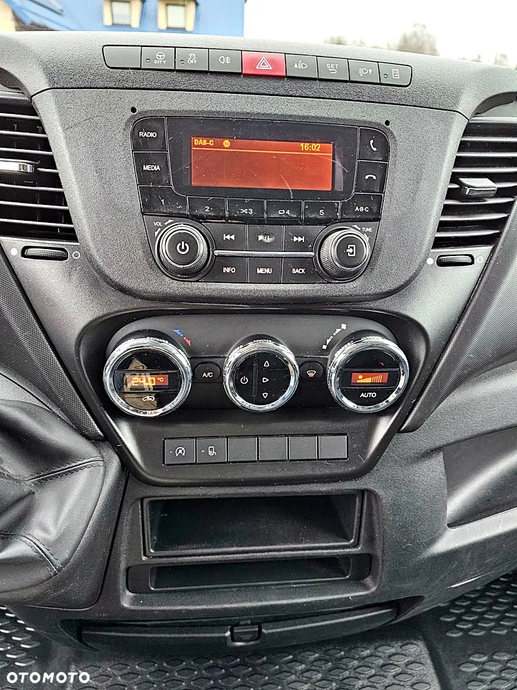 Iveco 35C16 - 16