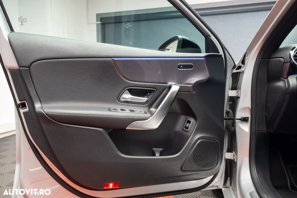 Mercedes-Benz A 250 e 8G-DCT - 11