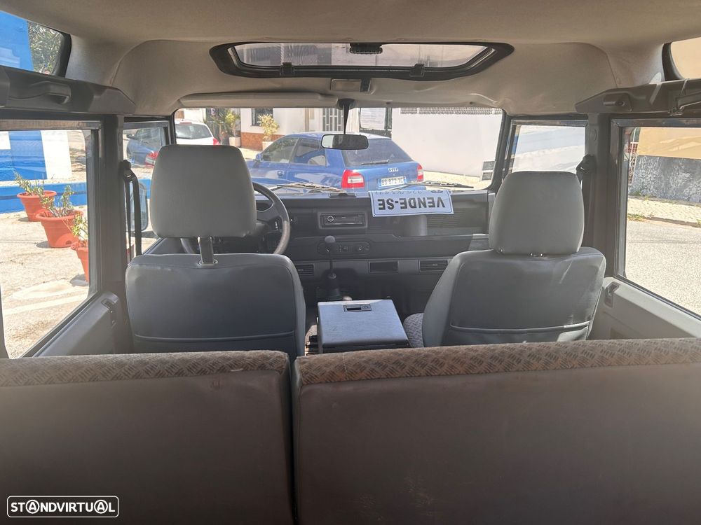 Land Rover Defender 110 S Limited - 8