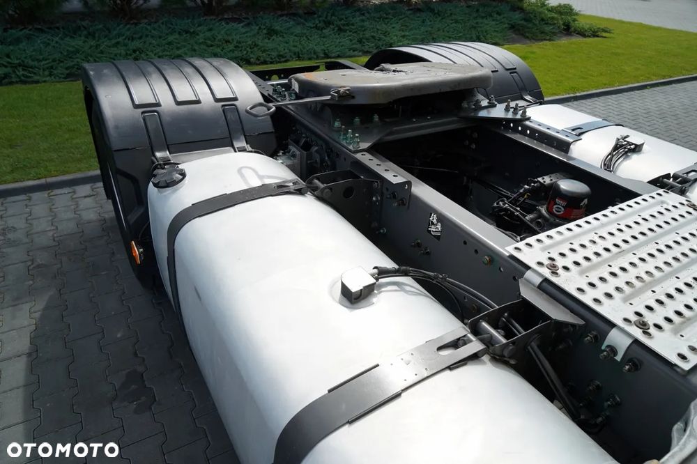 Renault T 440 / 13 LITROWY / RETARDER / KLIMA POSTOJOWA  /  ALUFELGI / SPROWADZONY / PO KONTRAKCIE SERWISOWYM - 18