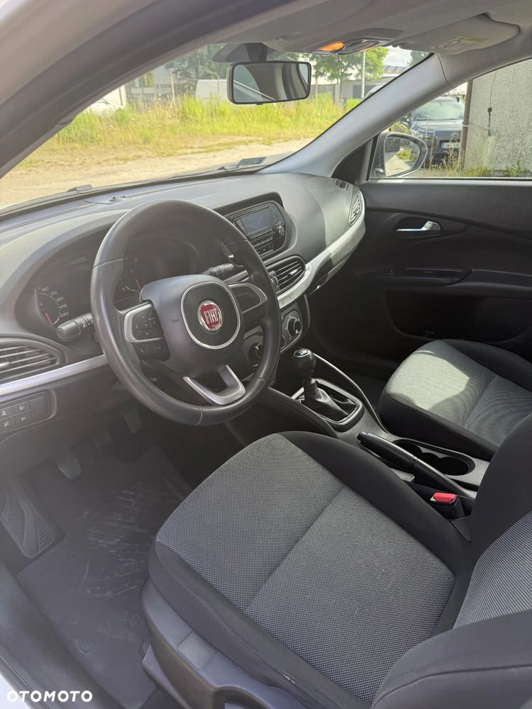 Fiat Tipo 1.4 16v Easy EU6d - 3