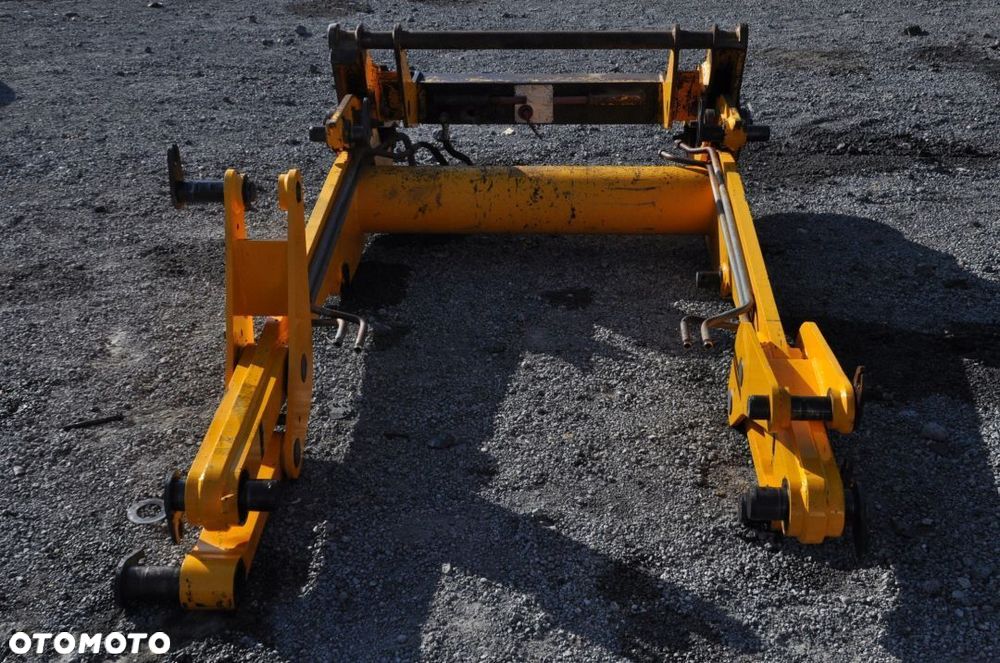 RAMIĘ JCB 411 - 3