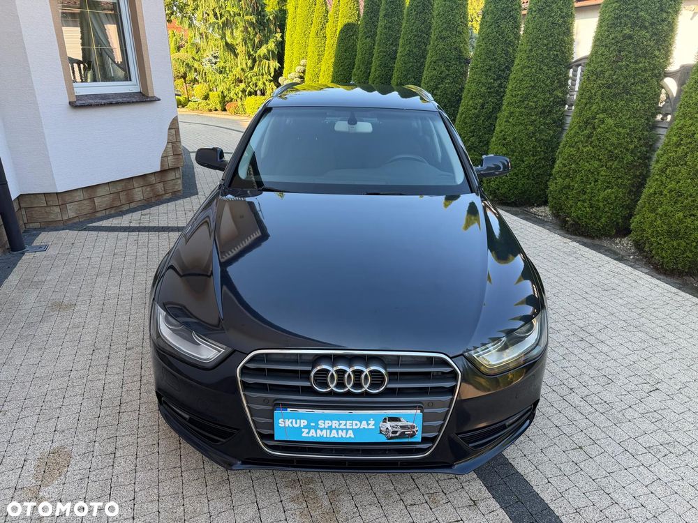Audi A4 Avant 2.0 TDI DPF clean diesel multitronic Ambiente - 27