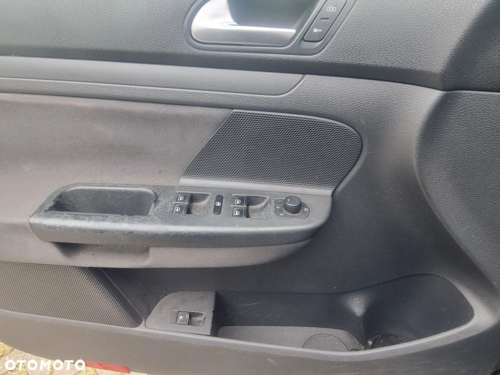 Volkswagen Golf 1.9 TDI Trendline - 4