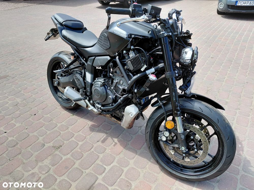 Yamaha MT - 7