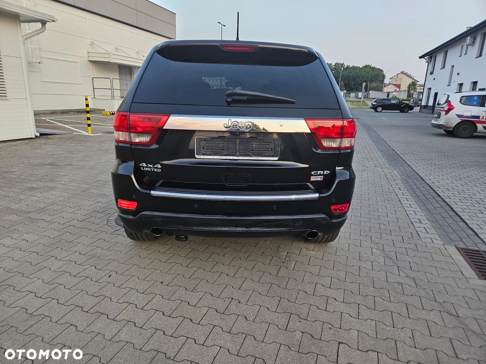 Jeep Grand Cherokee - 12