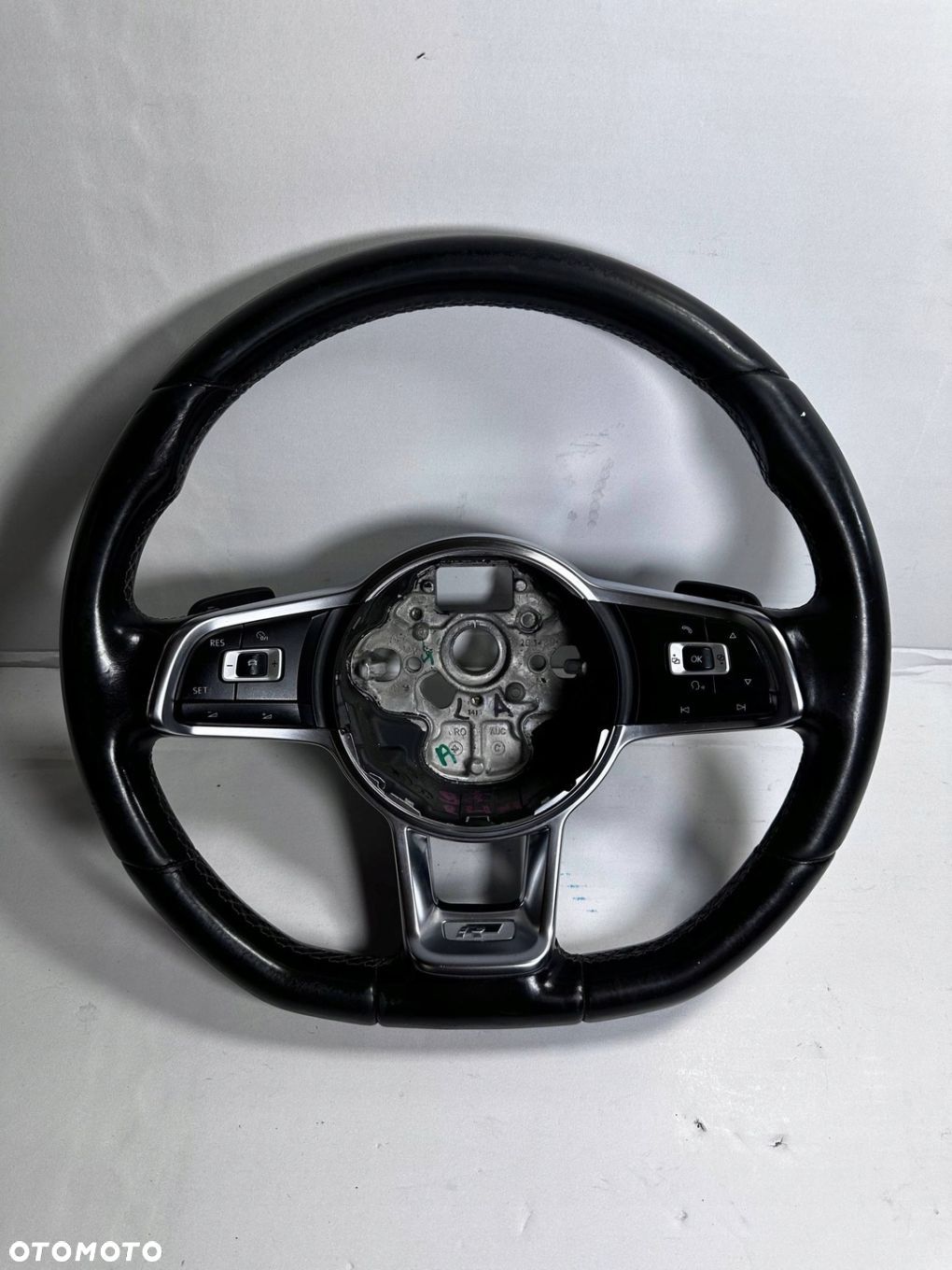PASSAT B8 R-LINE KIEROWNICA SKÓRZANA MULTIFUNKCJA ŁOPATKI - 1