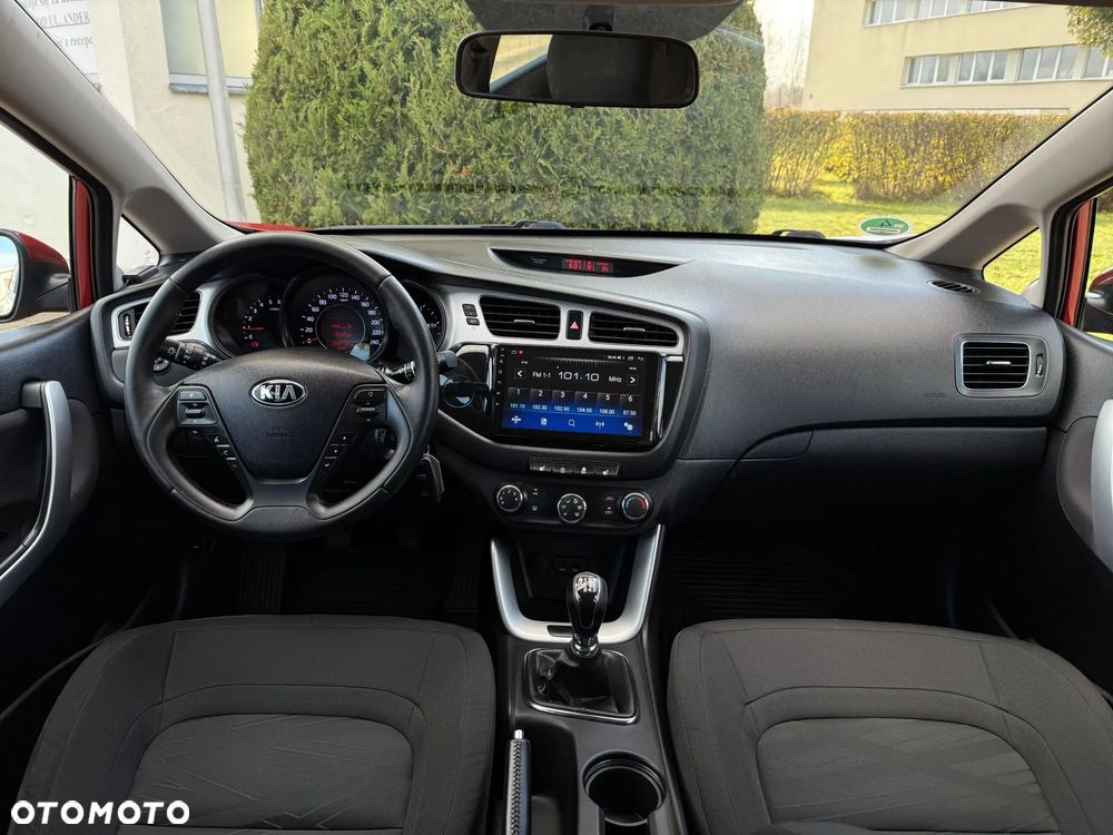 Kia Ceed 1.4 CRDi 90 SW Vision - 5