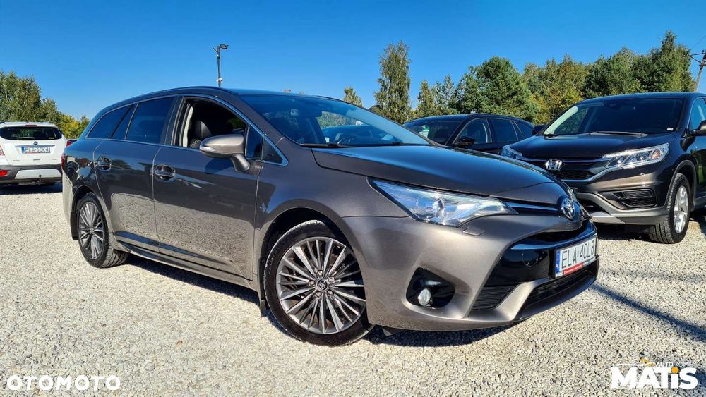 Toyota Avensis - 32