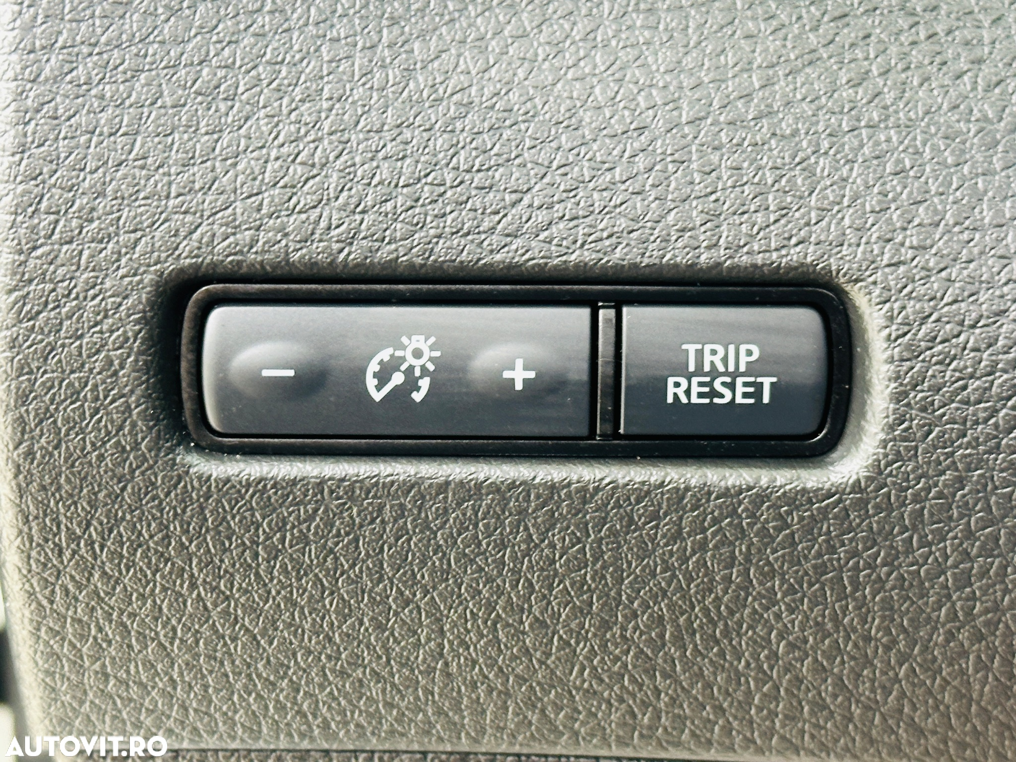 Nissan X-Trail - 35
