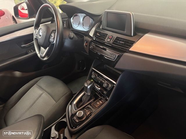 BMW 225xe Active Tourer Line Sport - 33