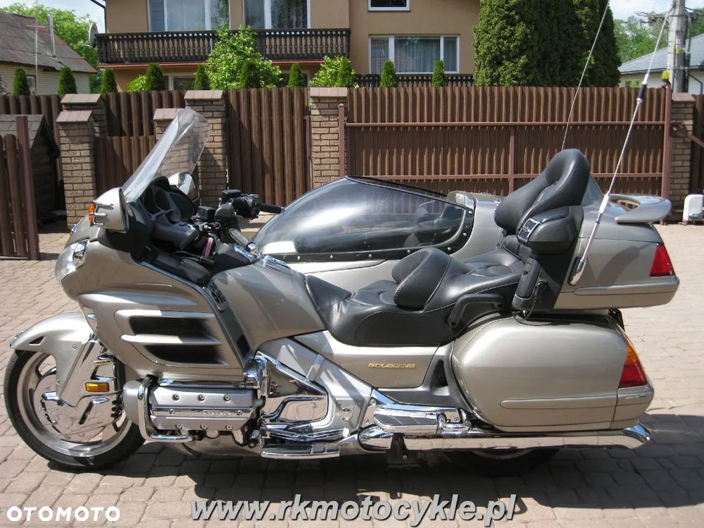Honda GL - 7