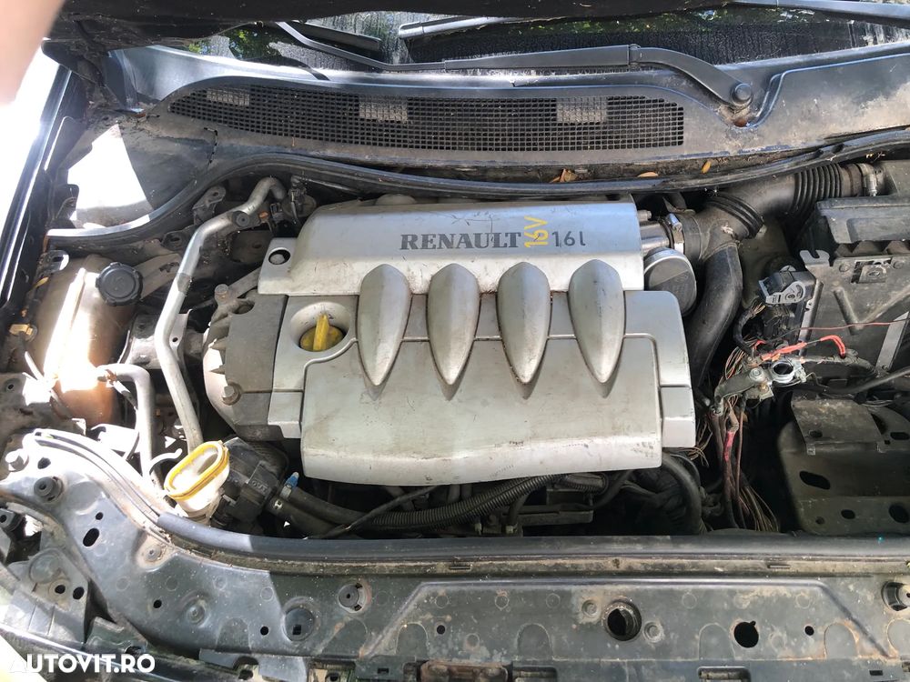 Dezmembrez Renault Megane II 2005 negru 1,6 16v negru panoramic - 8