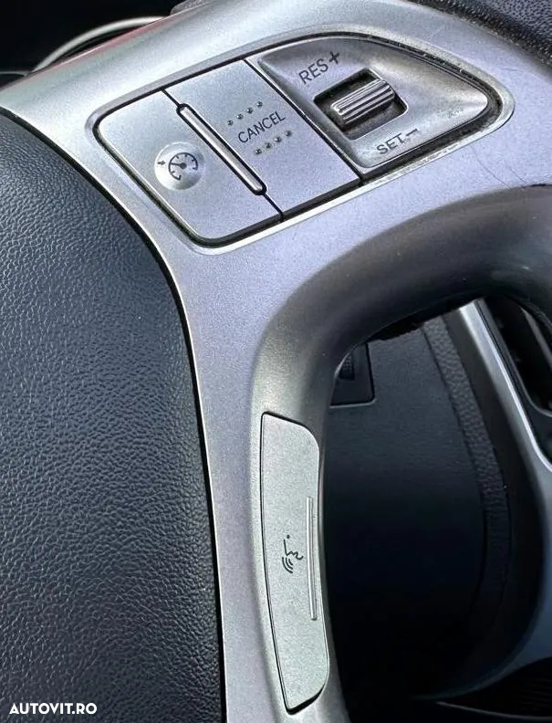 Hyundai ix35 - 33
