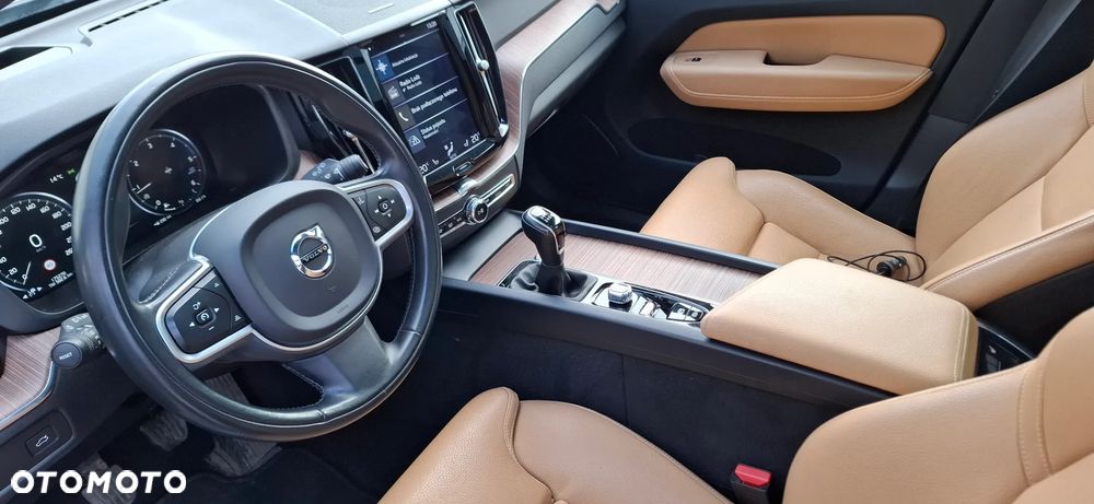 Volvo XC 60 D4 Inscription - 9