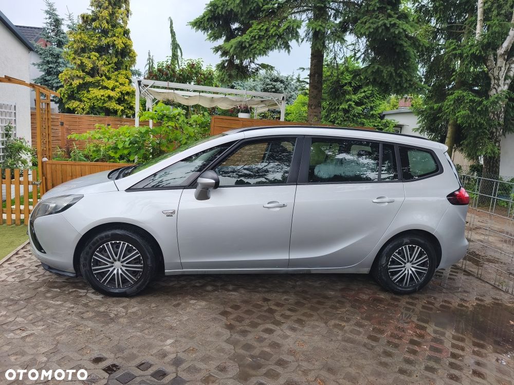 Opel Zafira - 2