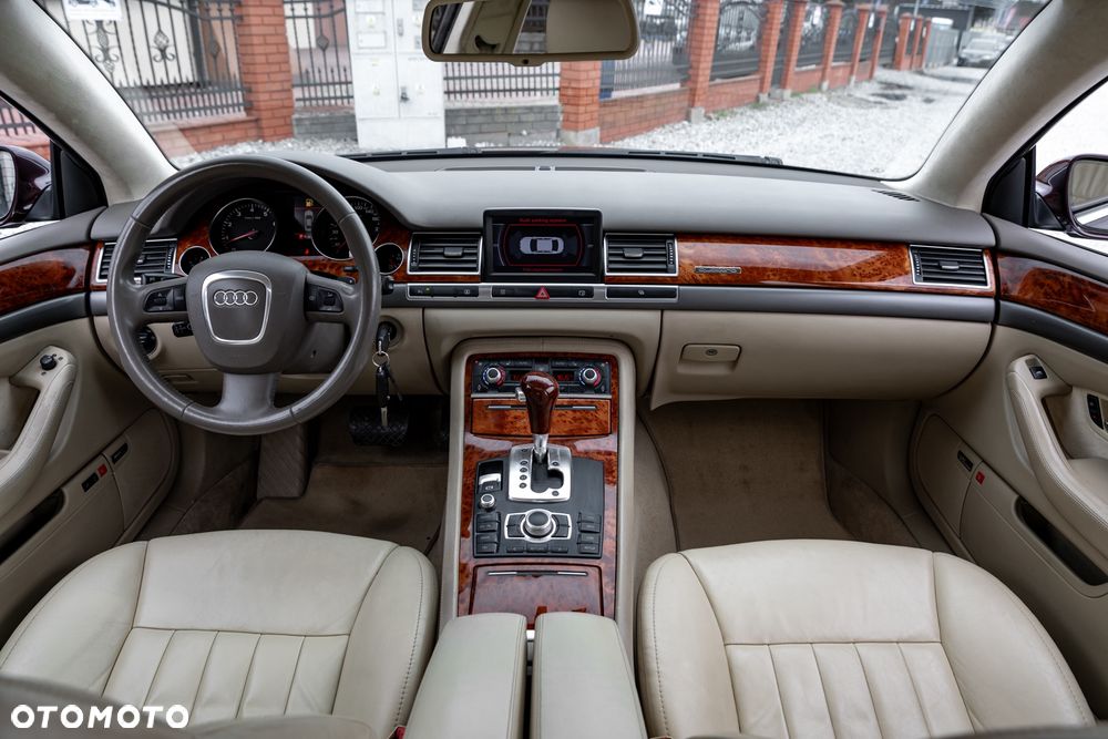 Audi A8 - 28