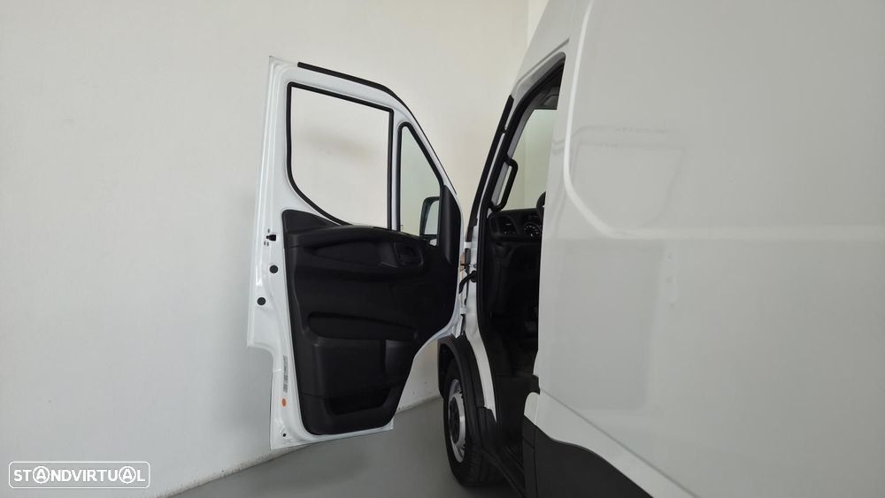 Iveco Daily 35S16 L2H2 - 13