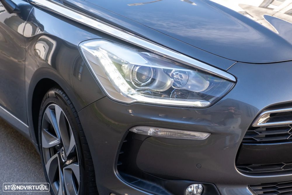 Citroën DS5 HDi 165 Aut. SportChic - 3