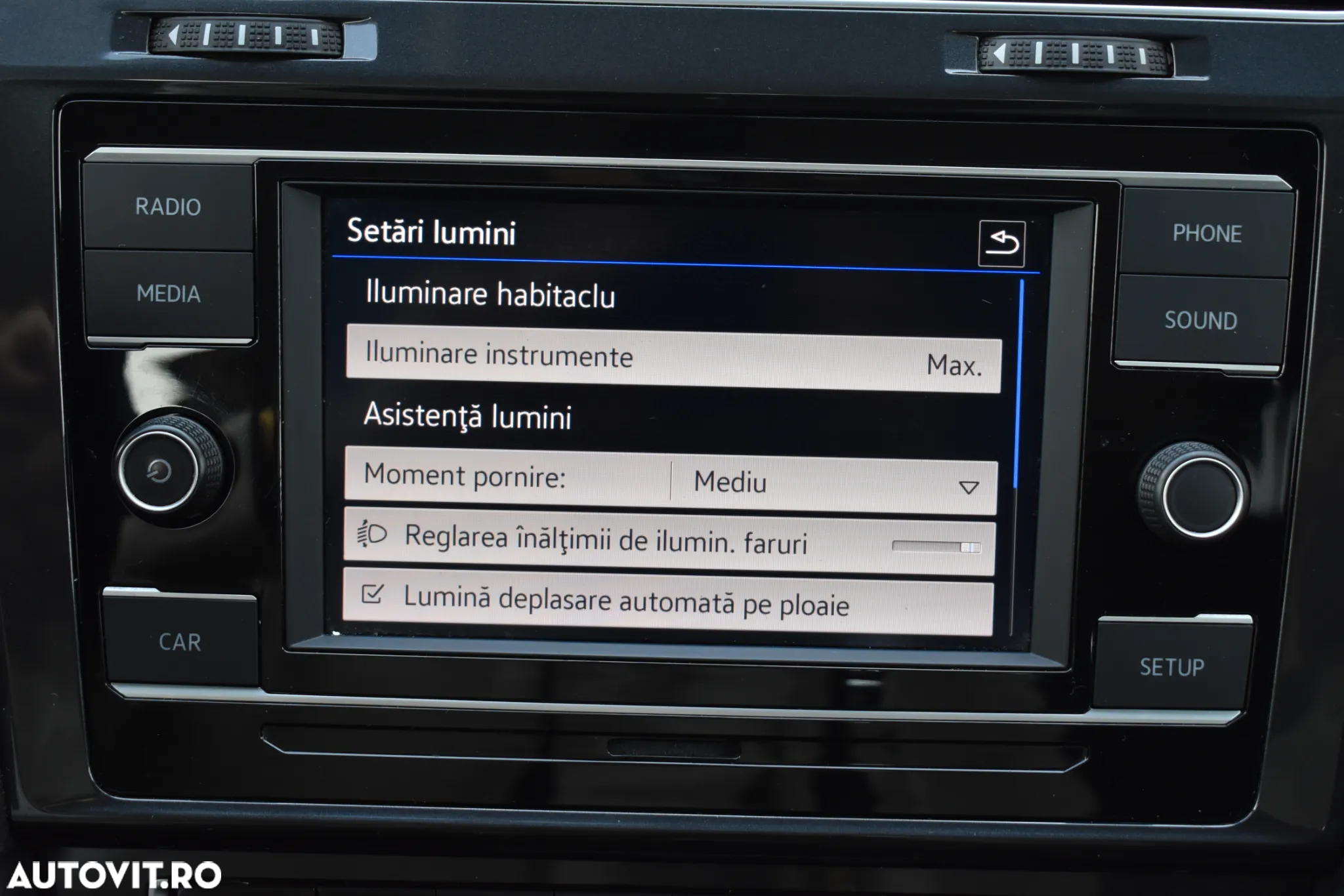 Volkswagen Golf 1.6 TDI Comfortline - 18